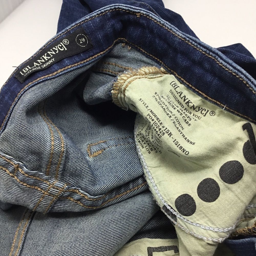 BlankNYC Ripped Mid Rise Skinny Ankle Jeans (E12) - Picture 5 of 5